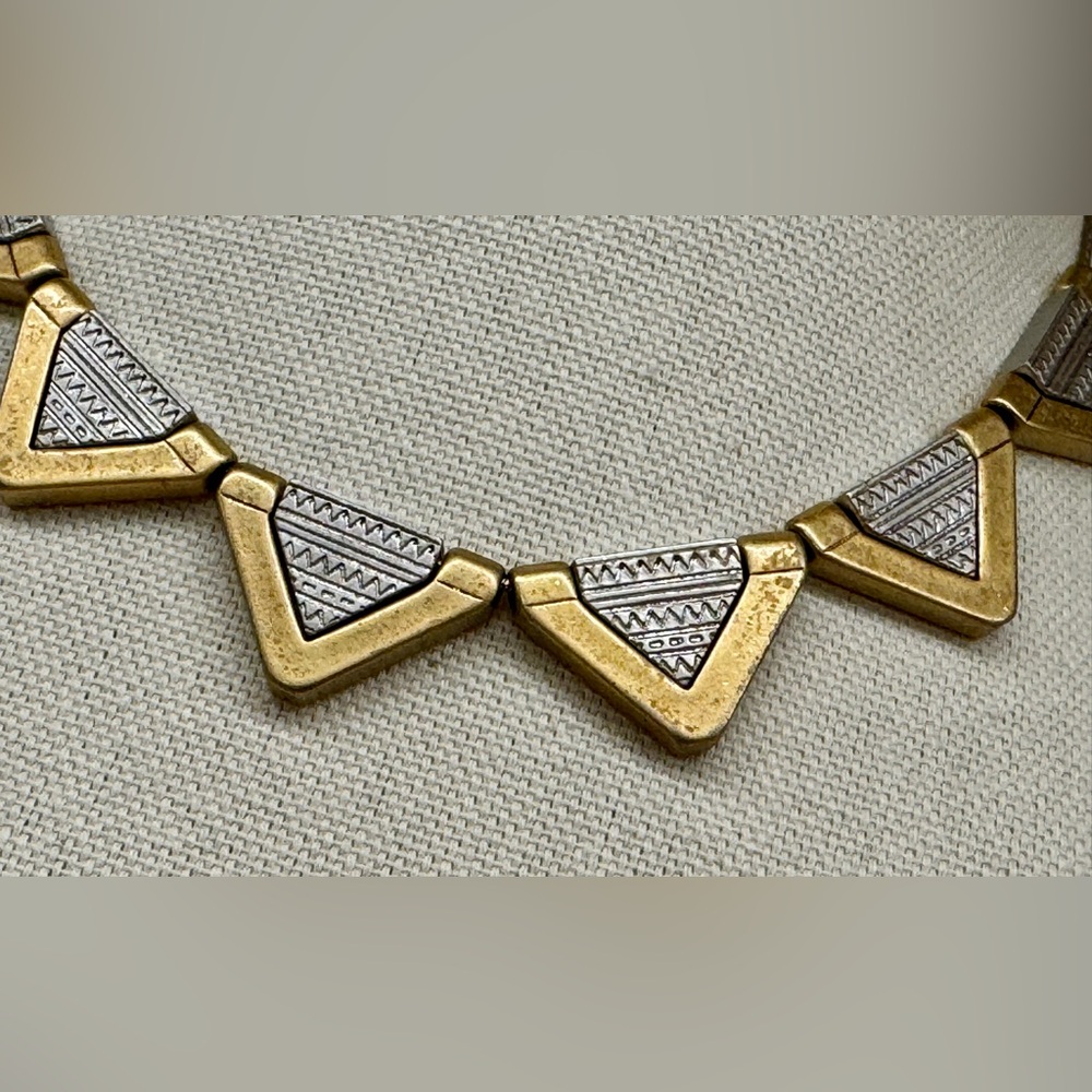 ✨ Madewell Geometric Triangle Mixed Metal Necklace – 16” w/ 3” Extender - Picture 3 of 5